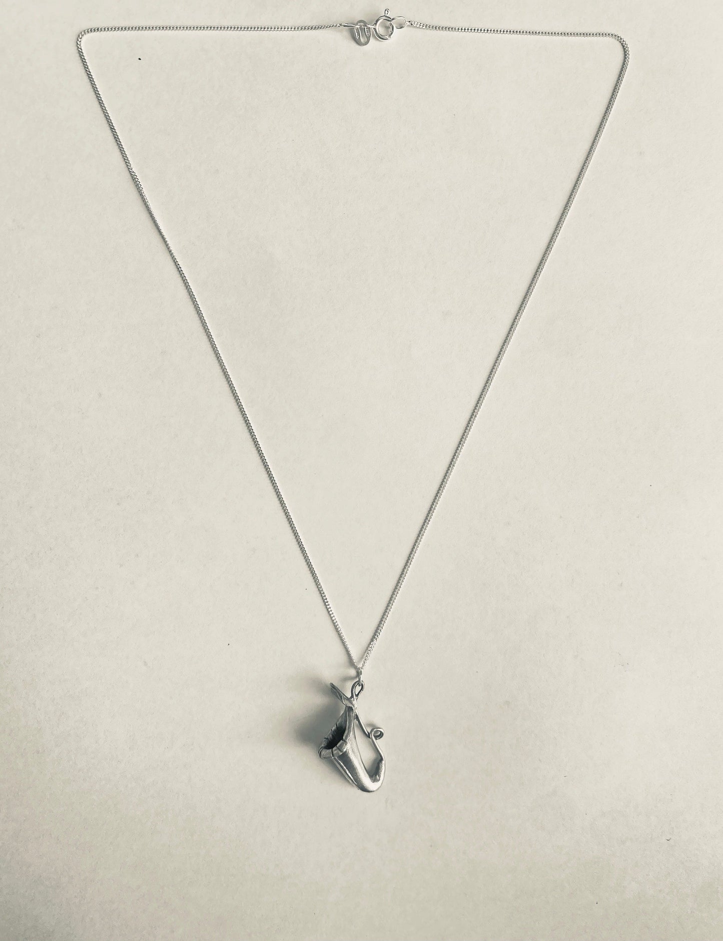 Nepenthes 'Pitcher Plant' Silver Pendant