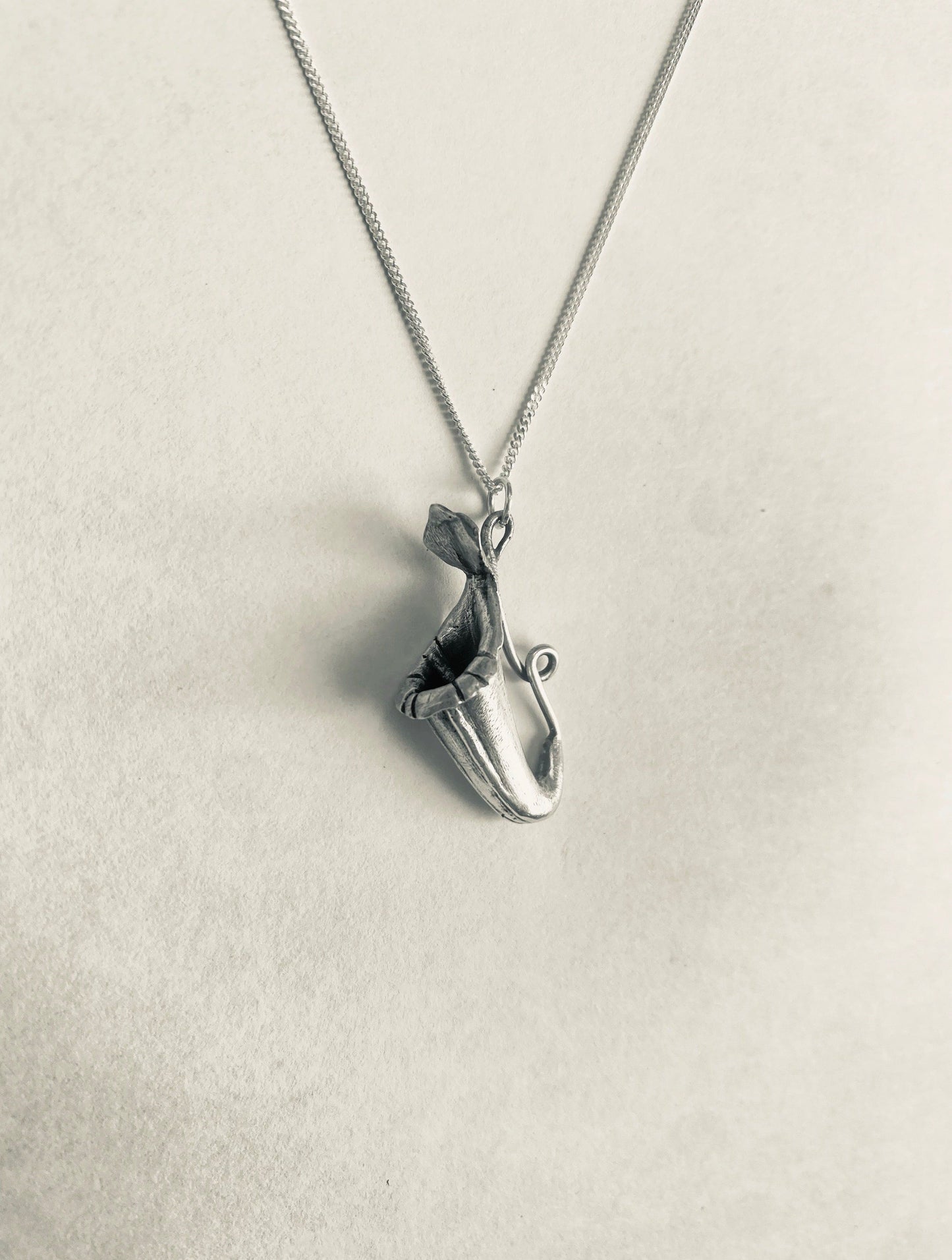 Nepenthes 'Pitcher Plant' Silver Pendant